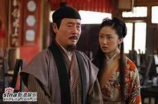 皇上二大爷活埋亲娘结局