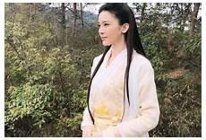 黄衣女子第几集出现